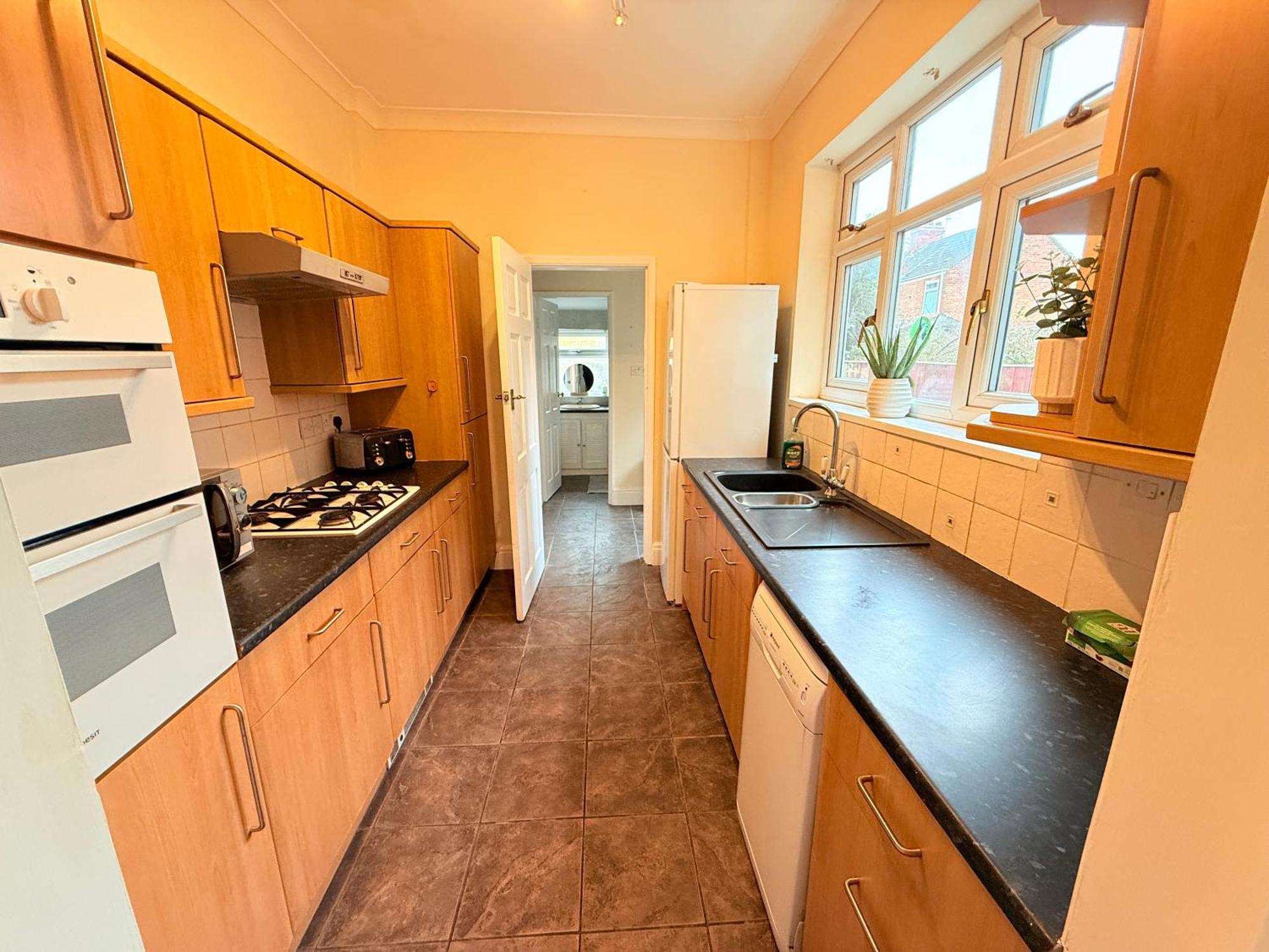 Appartement Amazing 3 Bedroom Property, Smart Tv, 5g Wifi, Free On Street Parking, Close To Center And Mkm Stadium *